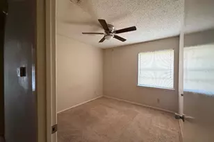 106 Pebble Creek Dr, Red Oak, TX 75154 - Photo 11