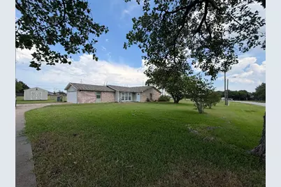 106 Pebble Creek Drive, Red Oak, TX 75154 - Photo 19