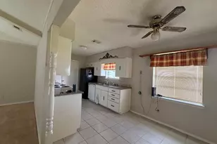 106 Pebble Creek Dr, Red Oak, TX 75154 - Photo 3