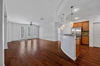 950 Henderson Street #1104, Fort Worth, TX 76102 - Photo 3