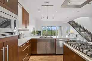 433 Trinity River Cir, Dallas, TX 75203 - Photo 11