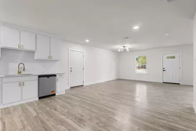 1367 Friendship Drive, Dallas, TX 75217 - Photo 13