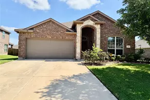 1104 Crest Ridge Dr, Glenn Heights, TX 75154 - Photo 1