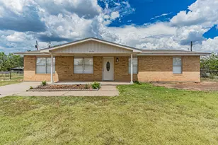 1911 SE 14th St, Mineral Wells, TX 76067 - Photo 1