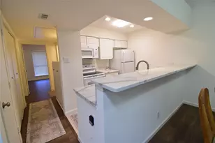 7525 Holly Hill Dr, Dallas, TX 75231 - Photo 3