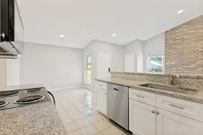 3219 Green Ridge Street, Fort Worth, TX 76133 - Photo 7