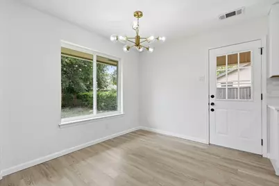 2804 Elk Grove Road, Carrollton, TX 75007 - Photo 17