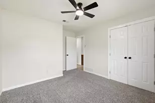 2804 Elk Grove Rd, Carrollton, TX 75007 - Photo 29