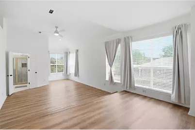 1415 Sutton Drive, Carrollton, TX 75006 - Photo 11