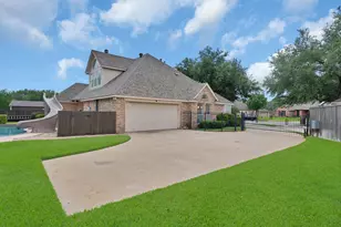 7605 Bridlewood Ct, North Richland Hills, TX 76182 - Photo 37