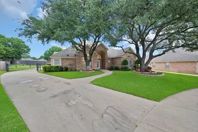 7605 Bridlewood Court, North Richland Hills, TX 76182 - Photo 33