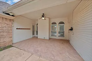 7605 Bridlewood Ct, North Richland Hills, TX 76182 - Photo 31