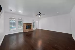 7605 Bridlewood Ct, North Richland Hills, TX 76182 - Photo 5