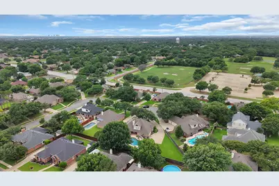 7605 Bridlewood Court, North Richland Hills, TX 76182 - Photo 37