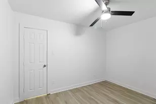 2942 Townsend Dr, Dallas, TX 75229 - Photo 23