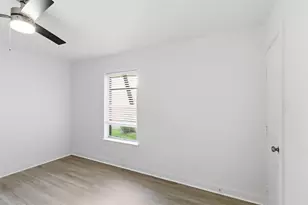 2942 Townsend Dr, Dallas, TX 75229 - Photo 29