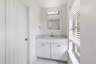 2942 Townsend Dr, Dallas, TX 75229 - Photo 35
