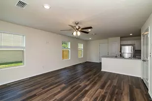 201 S May St, Whitewright, TX 75491 - Photo 5