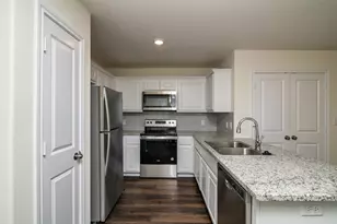 201 S May St, Whitewright, TX 75491 - Photo 11