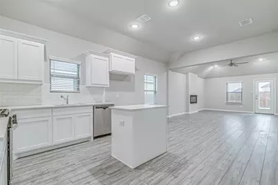 2419 Rocky Mountain Drive, Royse City, TX 75189 - Photo 5