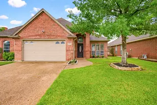 2724 Cedar Springs Ct, Bedford, TX 76021 - Photo 1