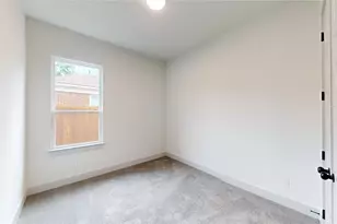 7215 Thurston Dr, Dallas, TX 75235 - Photo 23