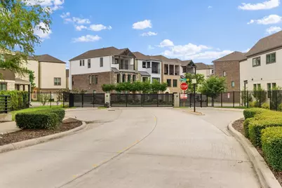 8150 Bromley Drive, Dallas, TX 75231 - Photo 3