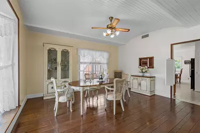 803 S Stallworth, Rosebud, TX 76570 - Photo 9