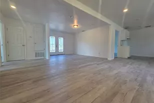 912 W Main St, Quinlan, TX 75474 - Photo 5