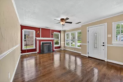 3319 Irwindell Boulevard, Dallas, TX 75211 - Photo 9