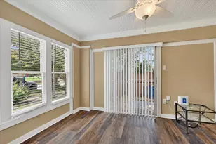 3319 Irwindell Blvd, Dallas, TX 75211 - Photo 11