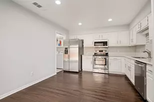 2208 Cedarcrest Dr, Carrollton, TX 75007 - Photo 9