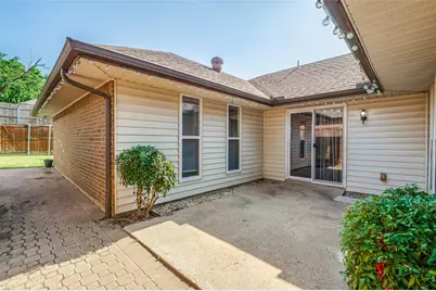 2208 Cedarcrest Drive, Carrollton, TX 75007 - Photo 27
