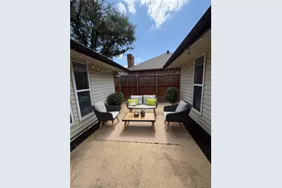 2208 Cedarcrest Drive, Carrollton, TX 75007 - Photo 25