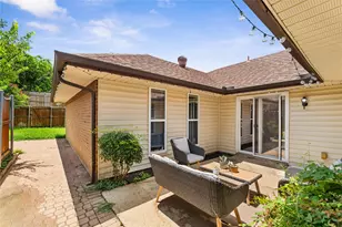 2208 Cedarcrest Dr, Carrollton, TX 75007 - Photo 19