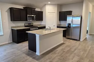2221 Myrtle Beach Dr, Fort Worth, TX 76108 - Photo 3