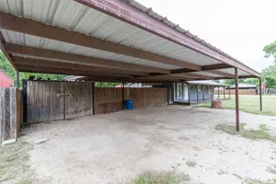102 Scurry Ave, Tuscola, TX 79562 - Photo 3