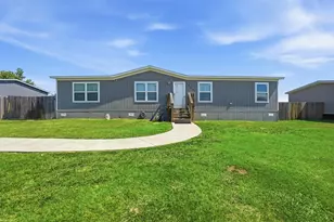 1420 Smooth Stone Dr, Cleburne, TX 76033 - Photo 1