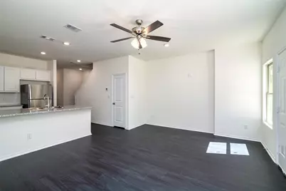 805 S 6th Street #1, Bonham, TX 75418 - Photo 3