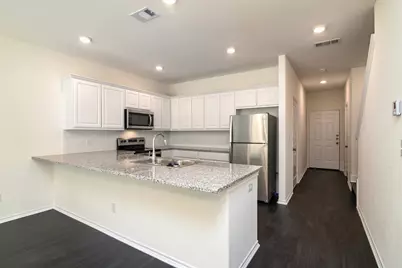 805 S 6th Street #1, Bonham, TX 75418 - Photo 5