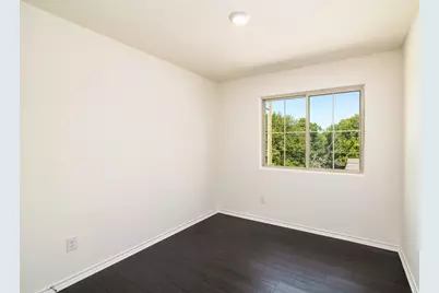 805 S 6th Street #1, Bonham, TX 75418 - Photo 15