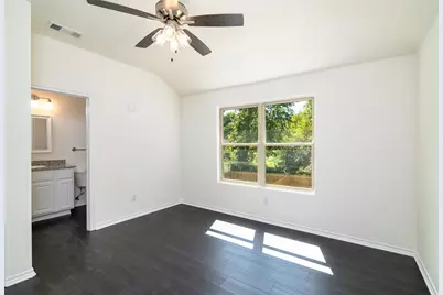 805 S 6th Street #1, Bonham, TX 75418 - Photo 9