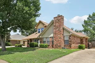 2710 Newkirk Ct, Euless, TX 76039 - Photo 1