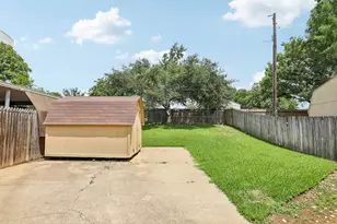 2710 Newkirk Ct, Euless, TX 76039 - Photo 25