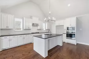12109 Prudence Dr, Fort Worth, TX 76052 - Photo 9