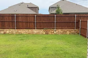 10213 Barron Dr, Aubrey, TX 76227 - Photo 19