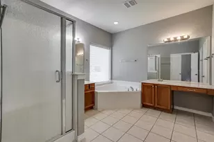 7657 Ravenhill Dr, Frisco, TX 75035 - Photo 21