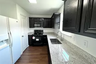 229 Irick Ct, Aubrey, TX 76227 - Photo 5
