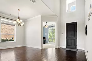 419 Paluxy Dr, Irving, TX 75039 - Photo 3