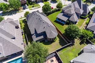 419 Paluxy Dr, Irving, TX 75039 - Photo 39